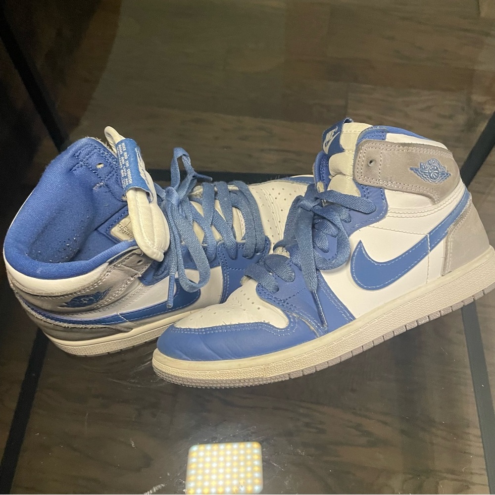 Jordan 1 Retro High OG little kids shoes
